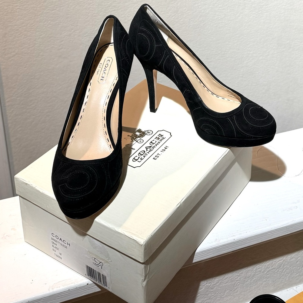 COACH Suede Pumps, Brand New